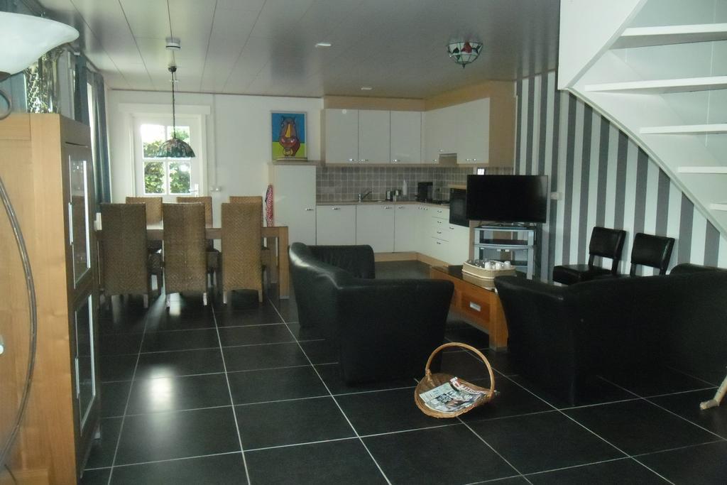 Herkenhoek 3 Bedroom Apartement Heeswijk-Dinther 外观 照片